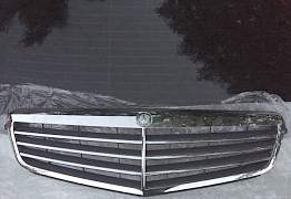 Решетка радиатора Mercedes-Benz W204 - Фото #3