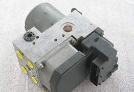 Стартер генератор вакуумный цилиндр abs Audi A4 B5 - Фото #4