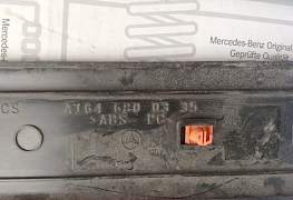 Накладка порога внут A1646800435 Mercedes GL164 - Фото #3