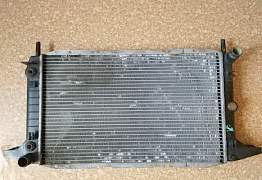 Радиатор охлаждения для Ford Scorpio 1 - Фото #1