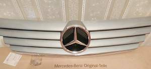 Решетка радиатора Mercedes-Benz CLC203 оригинал - Фото #1
