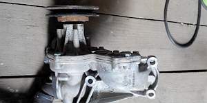 Помпа охлаждения с Пассата b5 двигатель AEB - Фото #2
