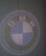 Логотип бмв в двери - Фото #1