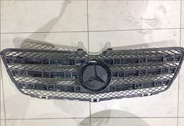Решетка радиатора Mercedes Benz r350 рестайлинг - Фото #3