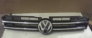 Решетка радиатора Volkswagen Touareg 2010-2015 гг - Фото #1