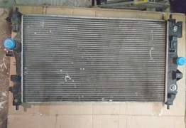 Радиатор охлаждения на Шевроле Орландо АКПП - Фото #1