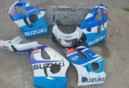 Suzuki GSX R750 пластик - Фото #2