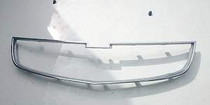 Хром окантовка решетки радиатора на Шевроле Круз - Фото #4