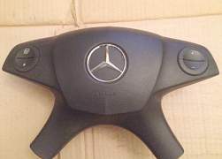 Mercedes-Benz W204 - Подушка (airbag) в руль - Фото #1