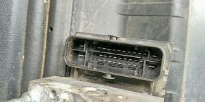 Блок управления ABS Ситроен С4 купе (только механи - Фото #1