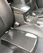 Подлокотник Mazda 3 2006 карбоновый - Фото #2