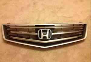 Декоративная решетка радиатора на Хонда Аккорд 8 - Фото #1