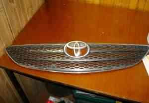 Решетка радиатора Toyota Camry 2003г - Фото #1