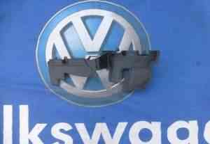 VW Polo Sedan Дефлектор радиатора правый - Фото #1
