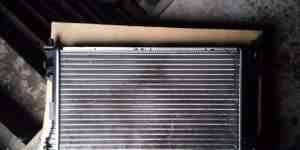 Радиатор охлаждения mercedes w203 - Фото #1