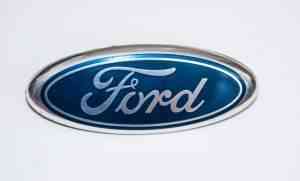 Эмблема крышки багажника Ford Fusion Б/У - Фото #1