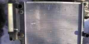 Радиатор охлаждения бмв е-34 с АКПП - Фото #1