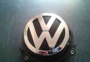 Оригинальная эмблема VW на багажник - Фото #1