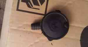 Клапан вентиляции картера BMW e36 - Фото #1