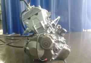 Двигатель мотор CBR600RR (03-06) CBR 600 RR PC37 - Фото #1