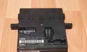 4E0910279 Блок управления борт сети на Audi A8 - Фото #1